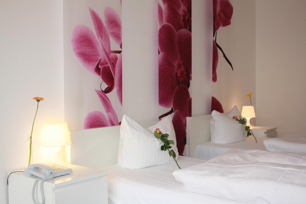 Hôtel Sathya Ayurveda à Bad Orb Extérieur photo