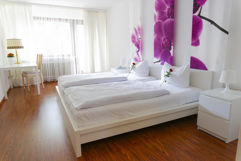 Hôtel Sathya Ayurveda à Bad Orb Extérieur photo