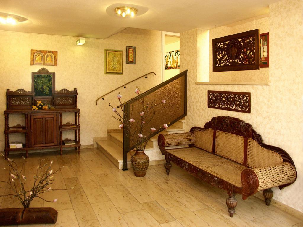 Hôtel Sathya Ayurveda à Bad Orb Extérieur photo